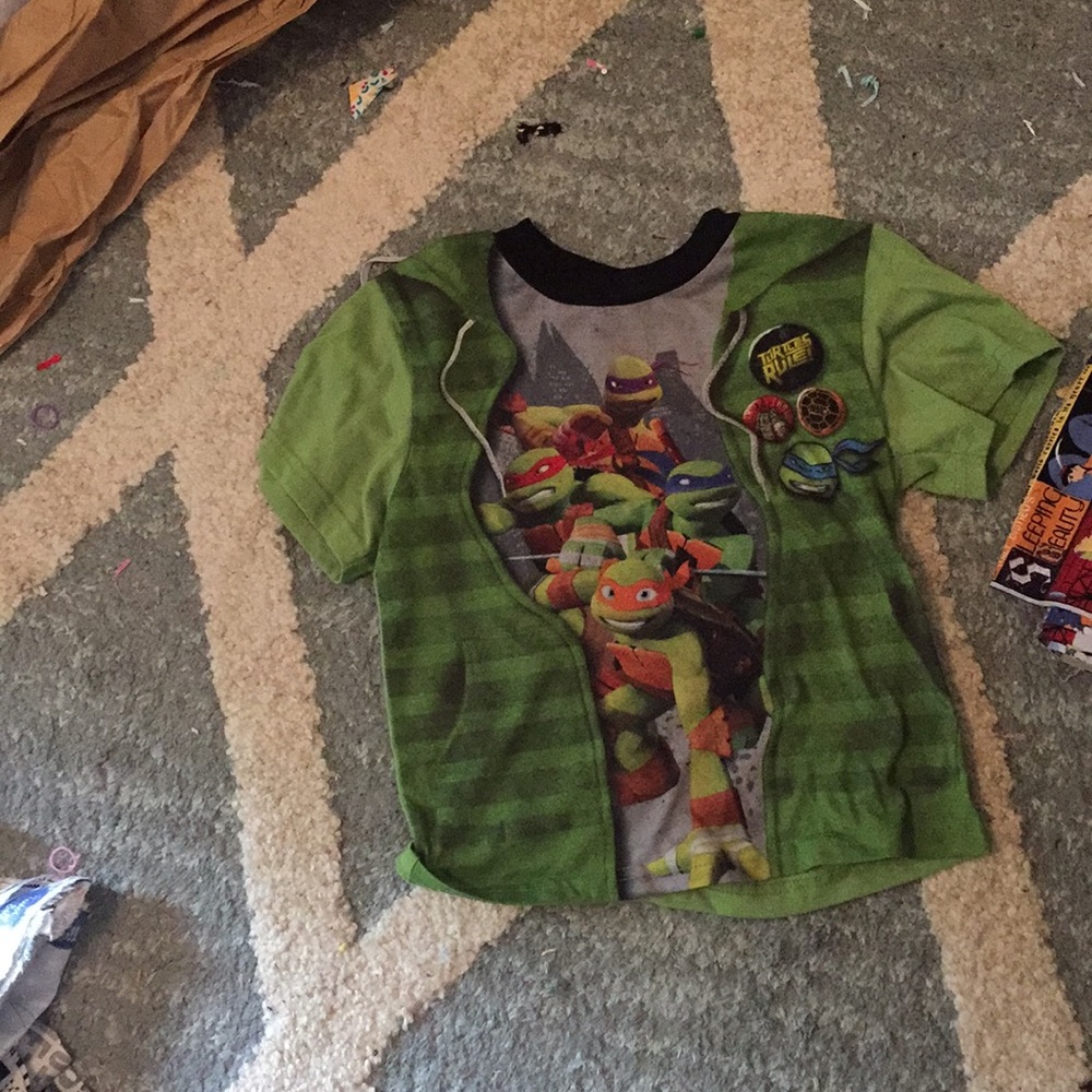 Teenage mutant ninja turtles pajama shirt